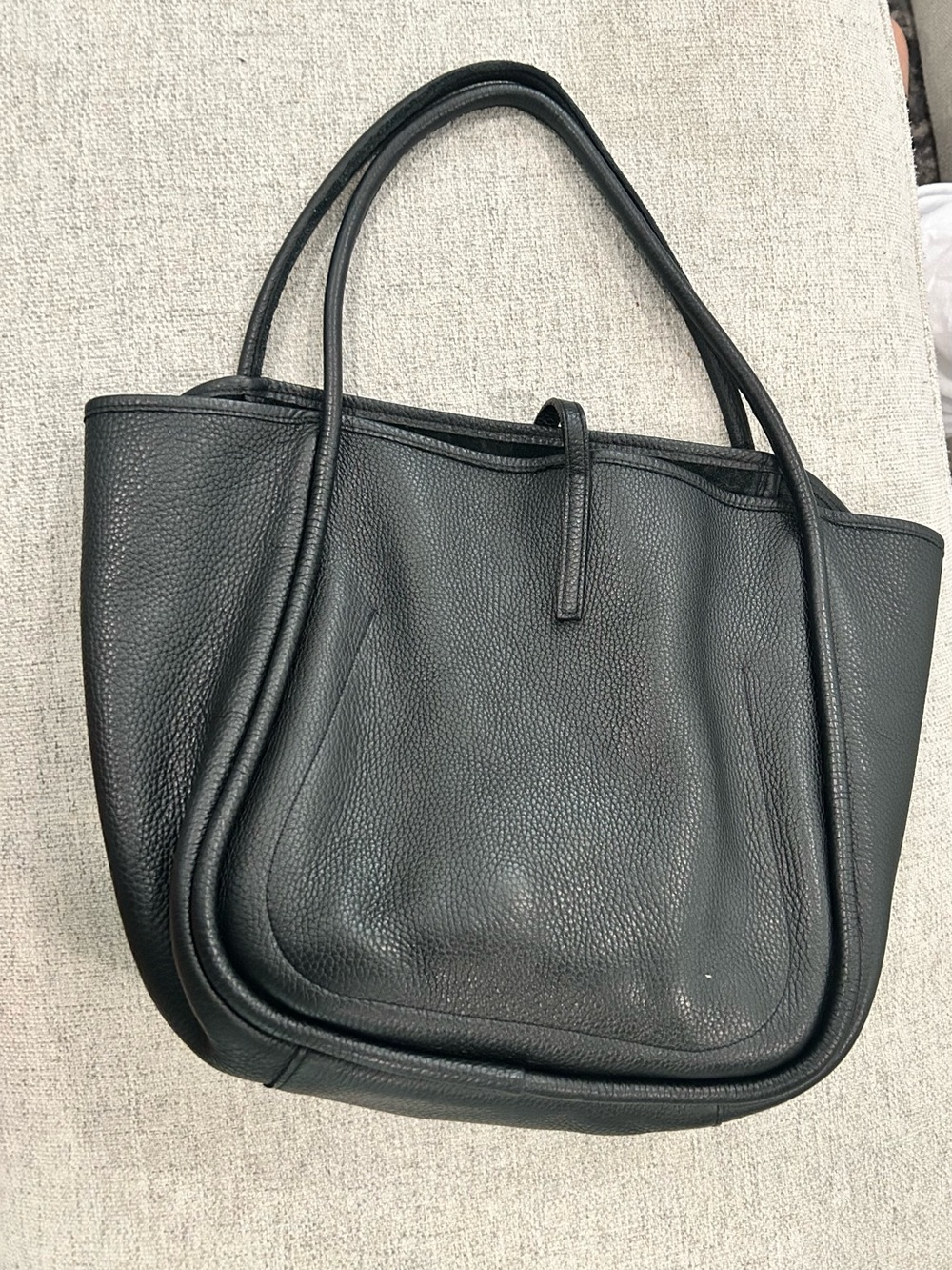 Classic black Pebbled Leather Tote Handbag - Picture 4 of 5